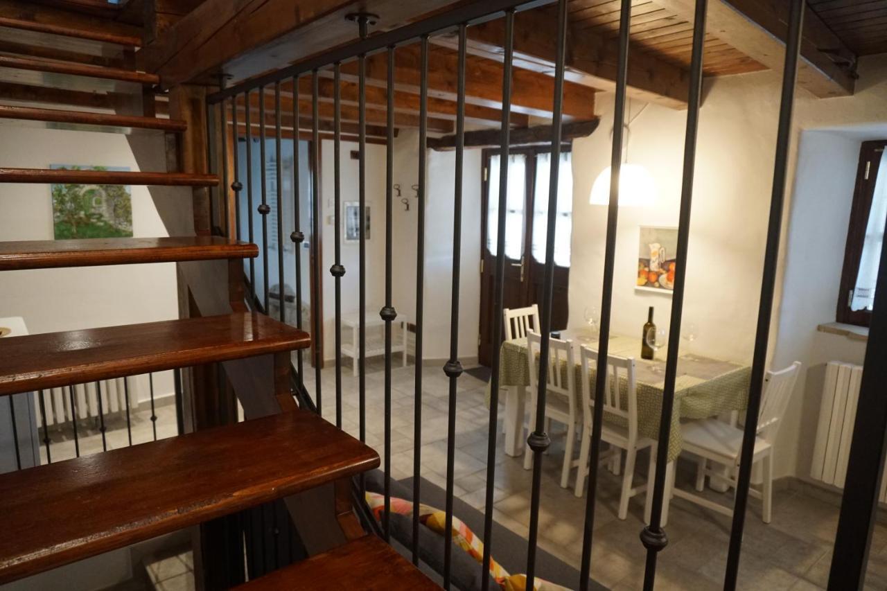 Casa Vacanze Alenka Borgo Grotta Gigante Exteriör bild